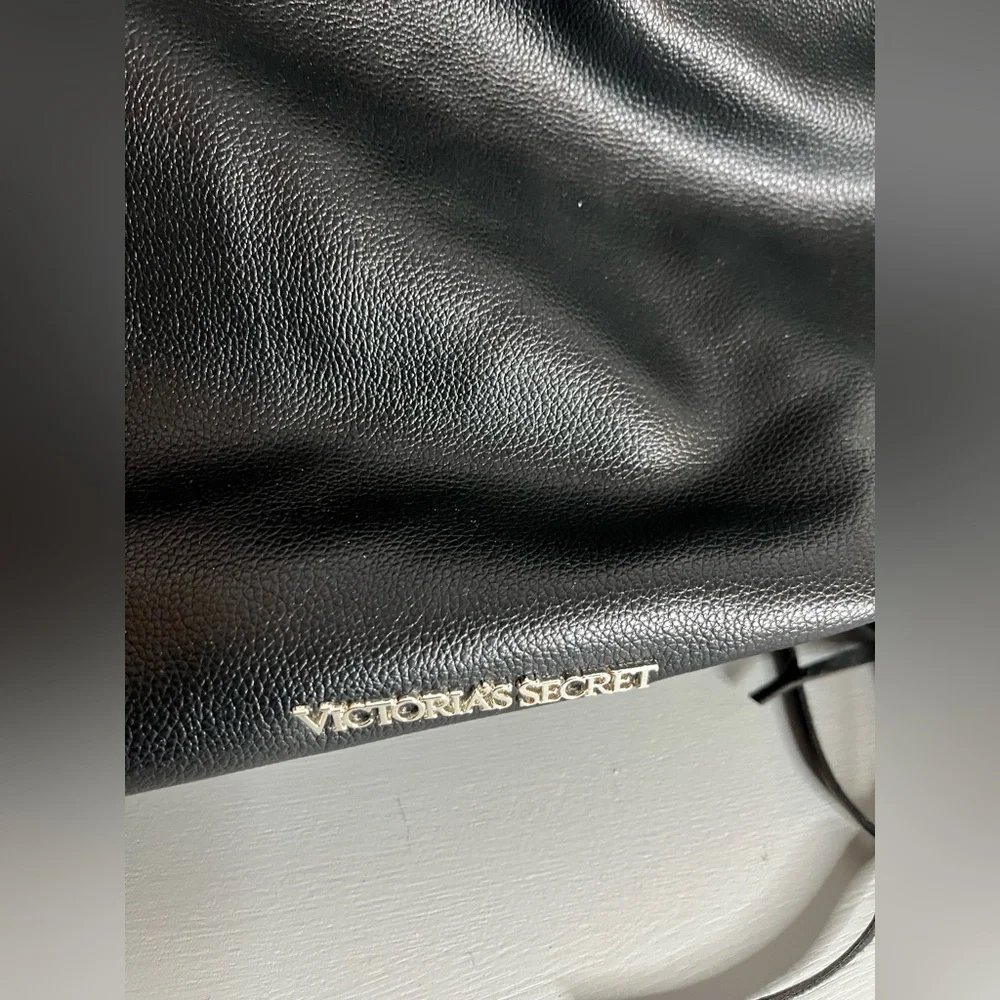 Victoria's Secret Fringe Bucket Bag Drawstring Black Faux Leather Large NWOT - Picture 16 of 16